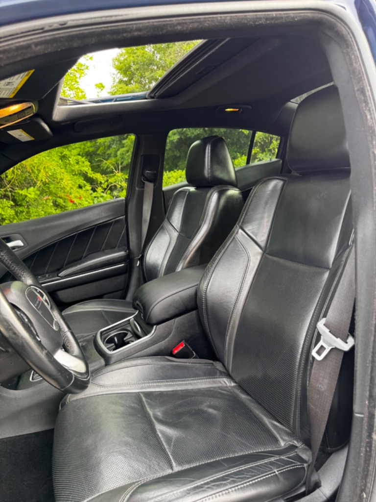 2017 Dodge Charger SXT - Photo 9