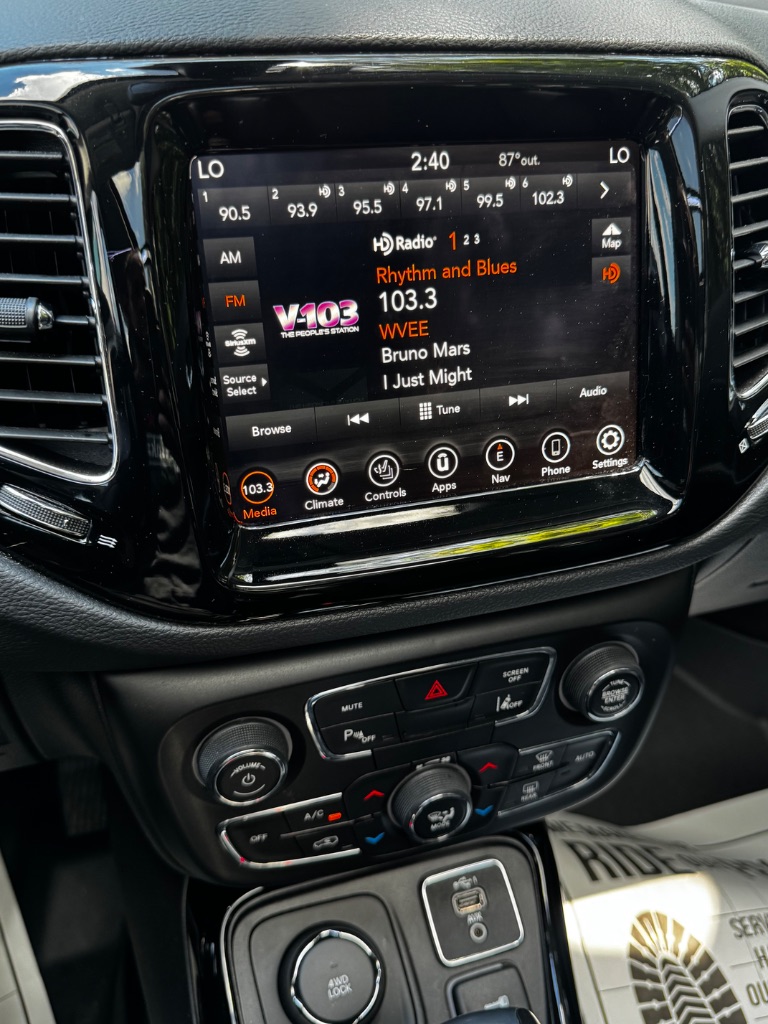 2021 Jeep Compass Limited - Photo 16