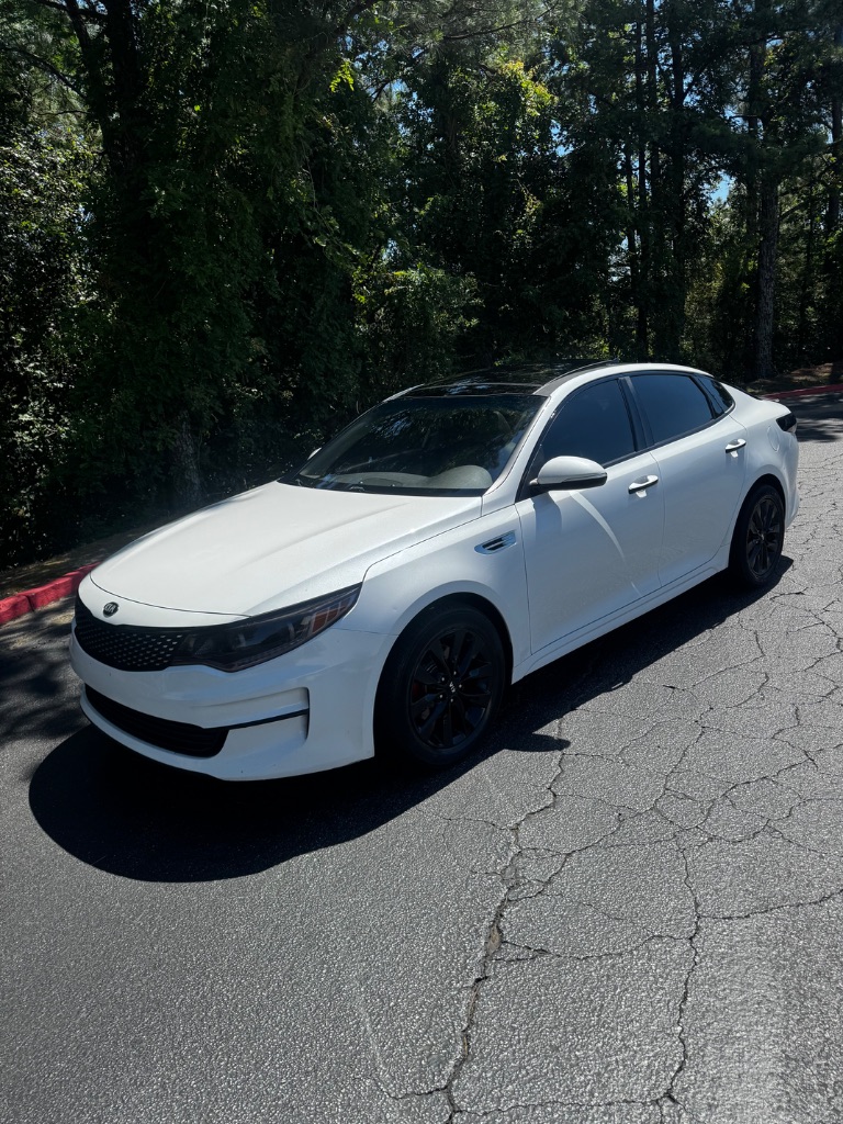 2016 Kia Optima EX AT's photo