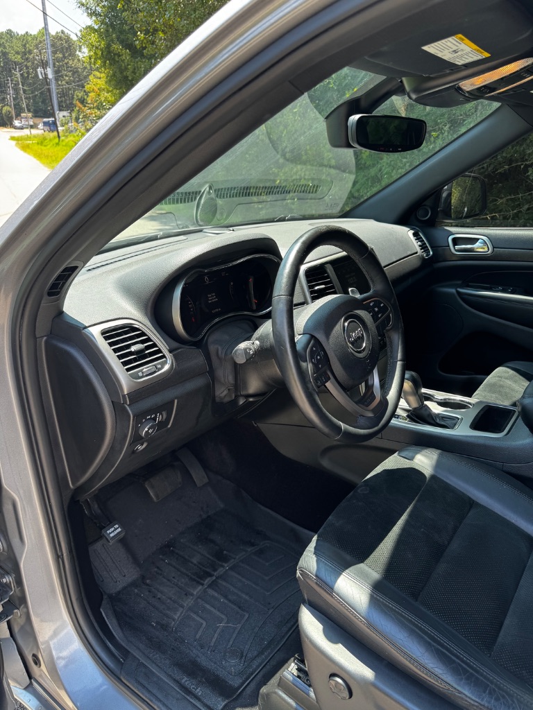 2017 Jeep Grand Cherokee Altitude - Photo 10