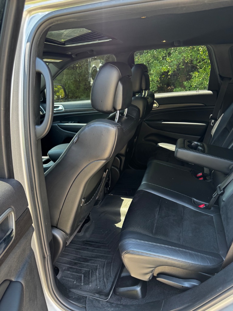 2017 Jeep Grand Cherokee Altitude - Photo 16