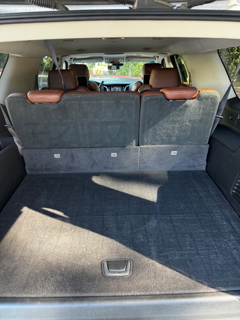 2017 Cadillac Escalade ESV Luxury - Photo 14